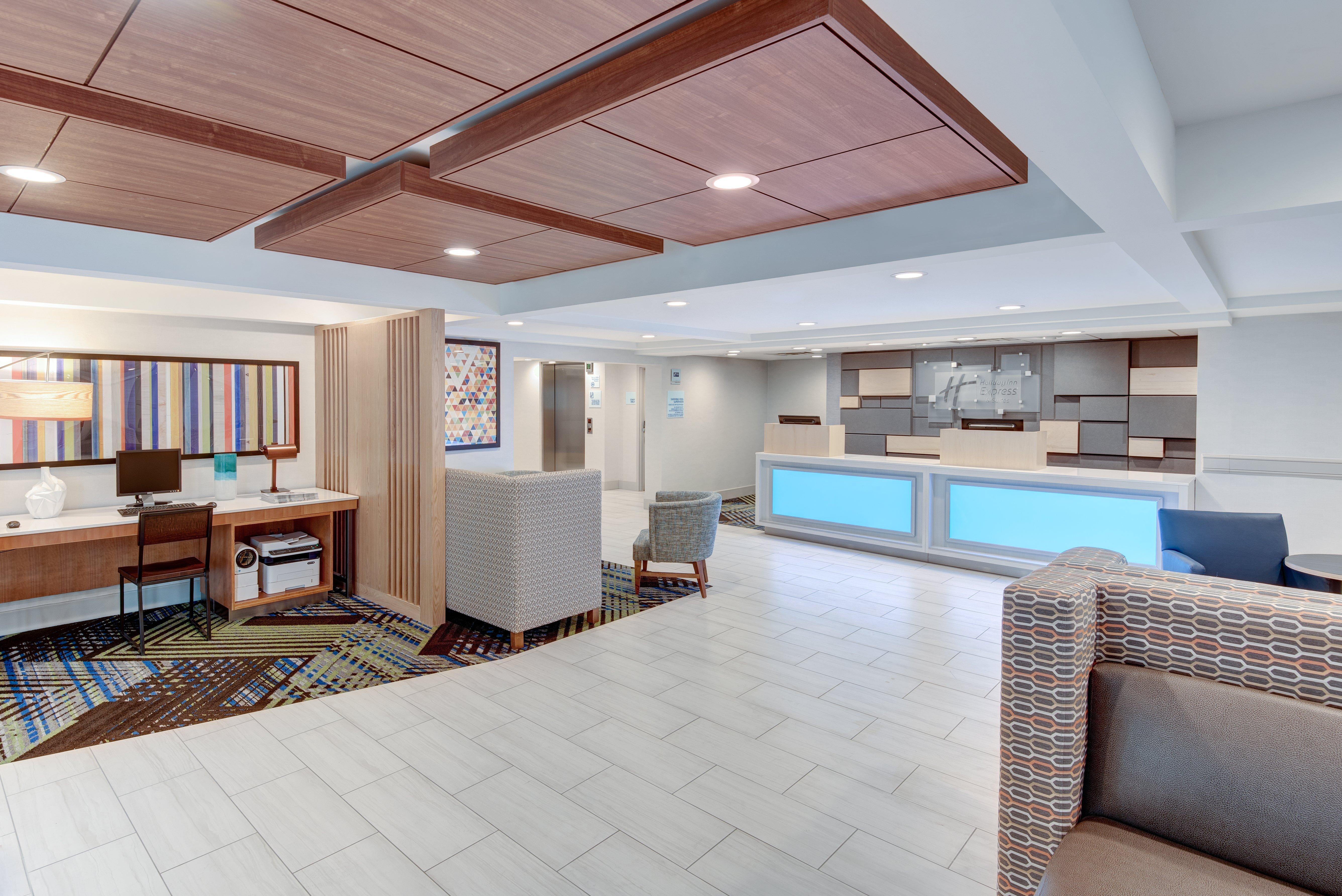 Holiday Inn Express & Suites West Long Branch - Eatontown By Ihg Экстерьер фото