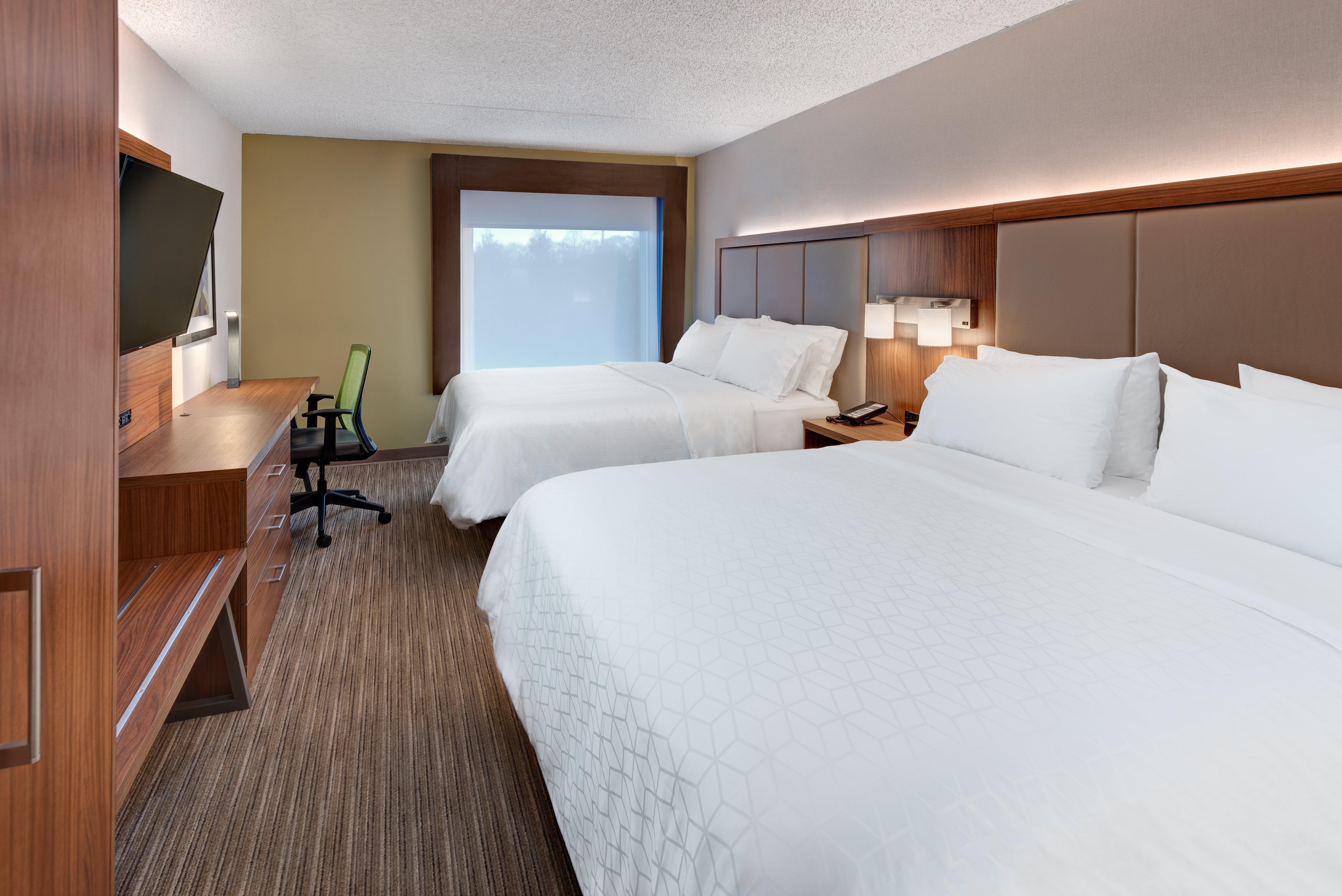 Holiday Inn Express & Suites West Long Branch - Eatontown By Ihg Экстерьер фото