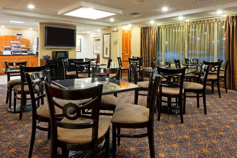 Holiday Inn Express & Suites West Long Branch - Eatontown By Ihg Экстерьер фото